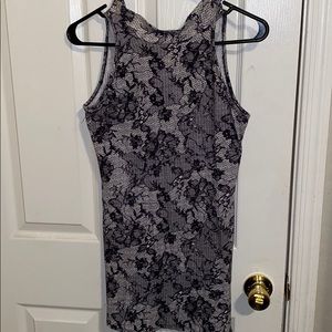 Short sleeveless dress